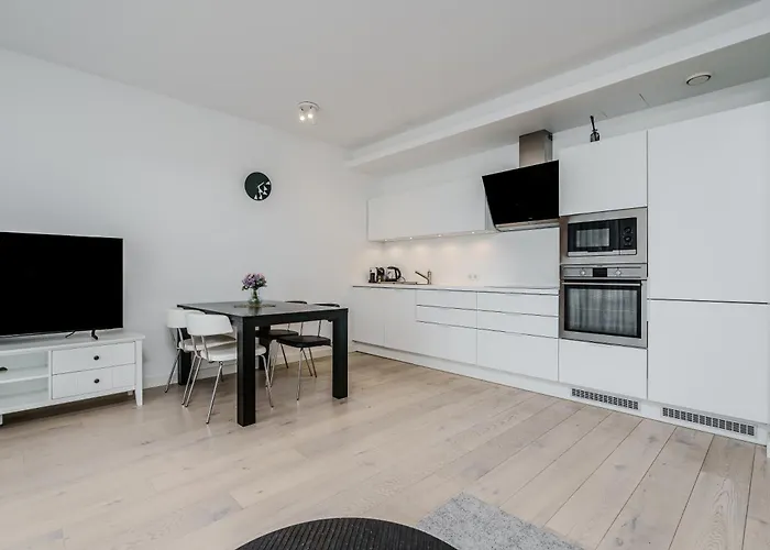 Dream Stay - 2 Porto Franco Apartments Near Old Town